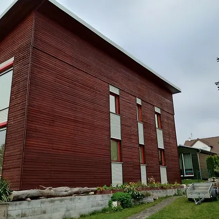 V Drevenem Dome アパート Františkovy Lázně