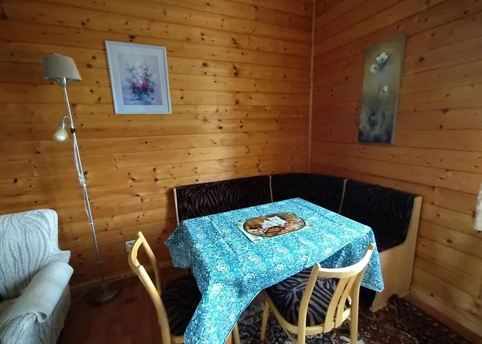 V Dřevěném Domě Apartamento